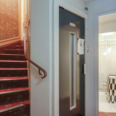 Hotel Des 3 Nations Paris Luaran gambar