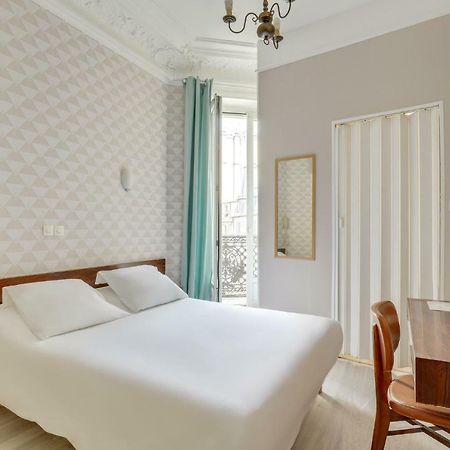 Hotel Des 3 Nations Paris Luaran gambar
