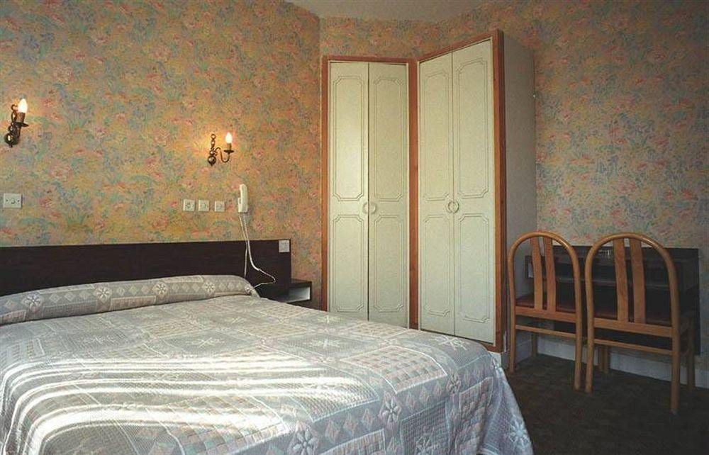 Hotel Des 3 Nations Paris Luaran gambar
