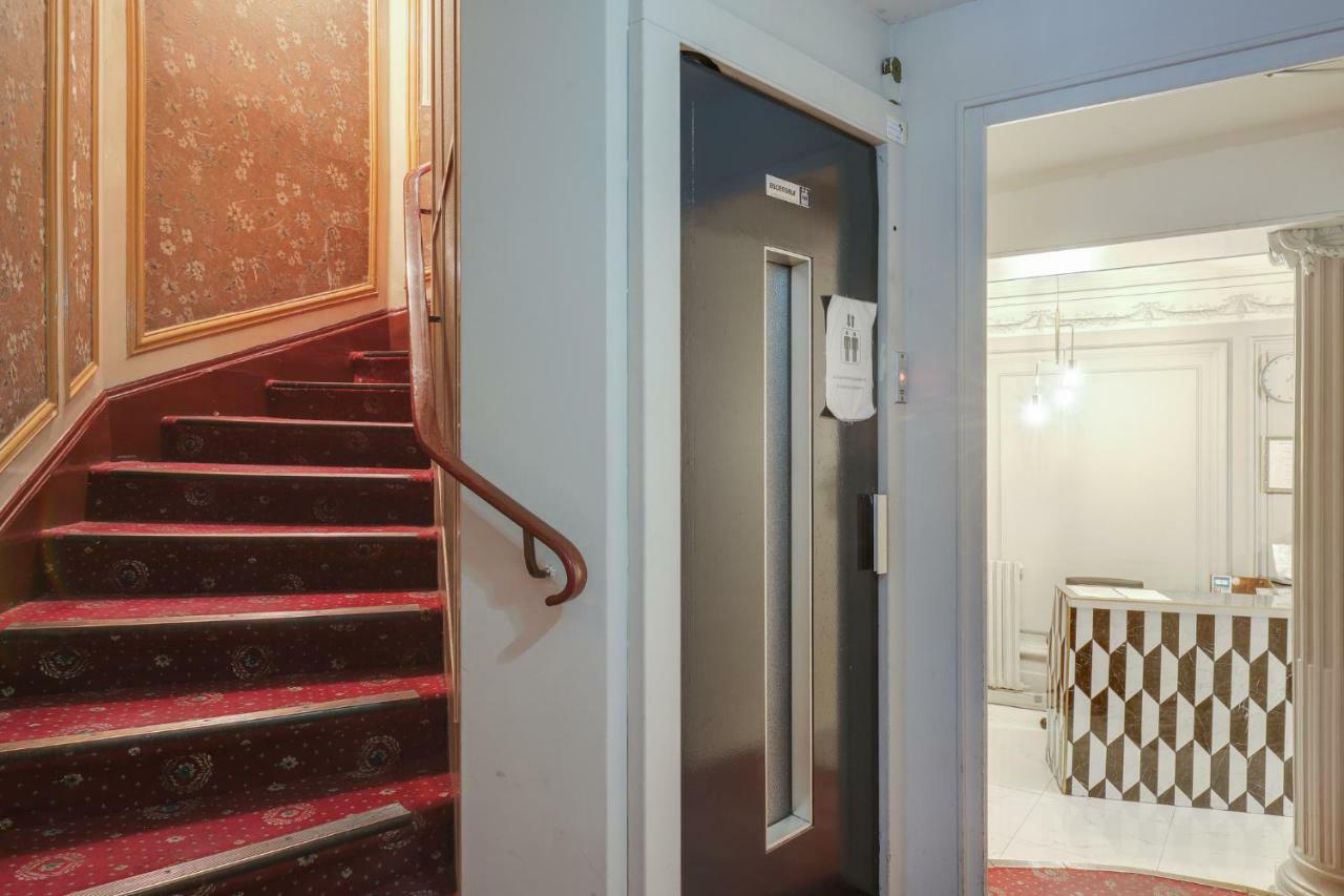 Hotel Des 3 Nations Paris Luaran gambar